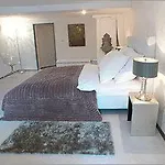 Otel Elements 3*