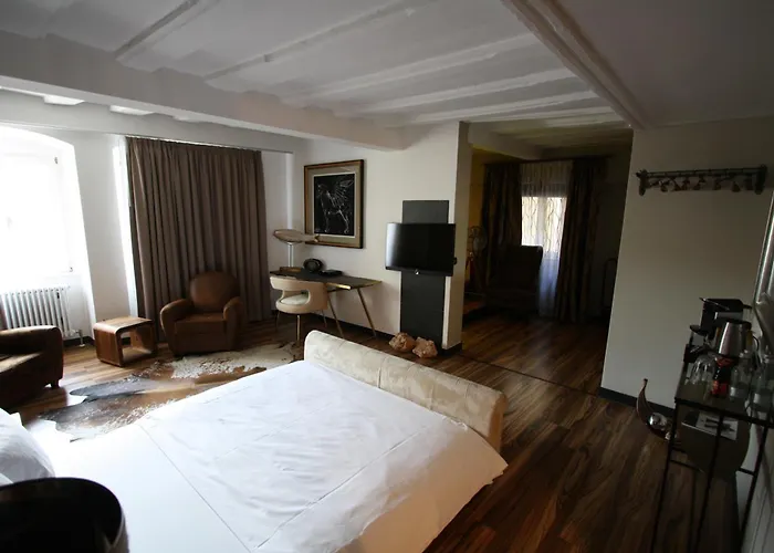 Elements Hotell 3*