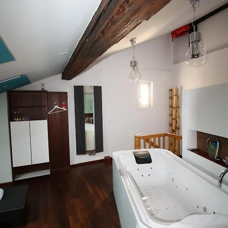 Elements Hotel 3*
