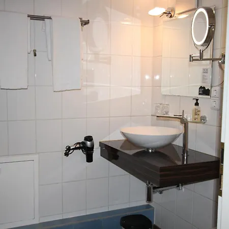 Hotel Elements 3*