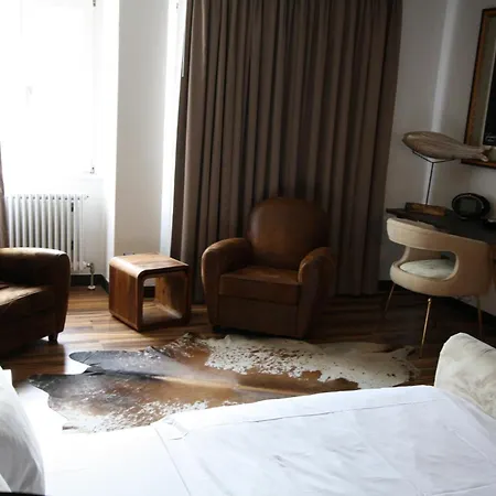 Hotel Elements