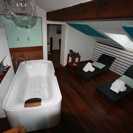 Elements Hotel 3*